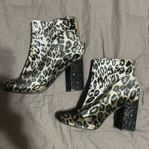 Not rated cheetah boots